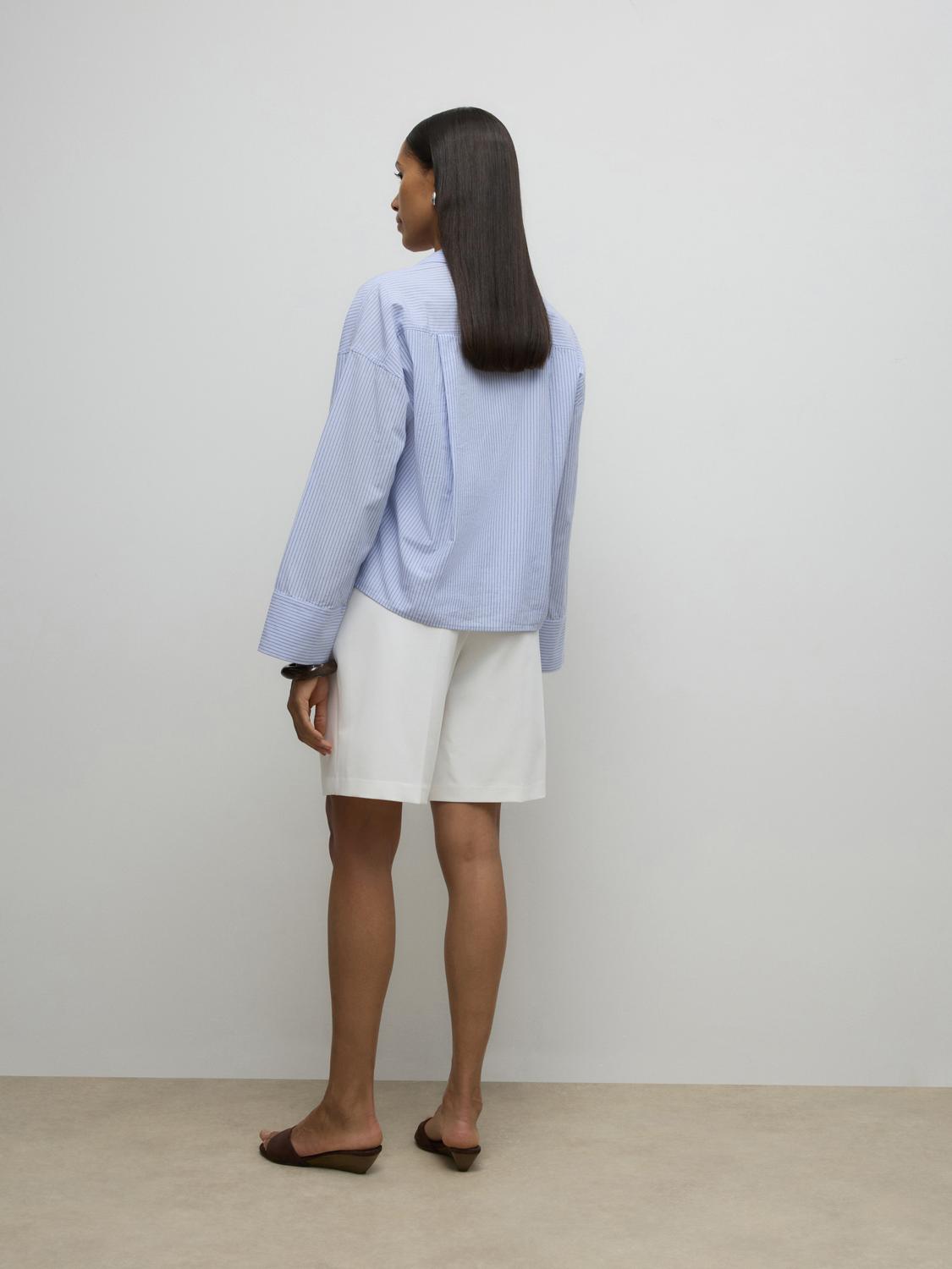 model_shot-back